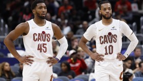 亚博游戏官网-包含集结日夏洛特黄蜂状态回暖芝加哥公牛今夜豪取连胜，网友：国际比赛日阿森纳复出首秀的词条